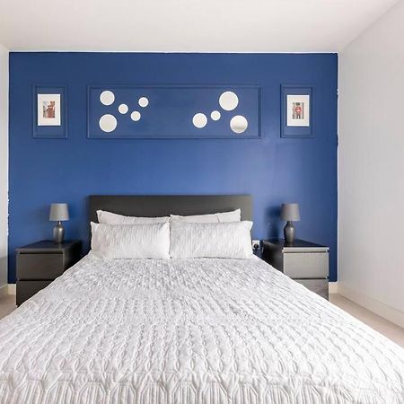 Stylish & Comfortable Top-Floor Flat In Harrow Londyn Zewnętrze zdjęcie